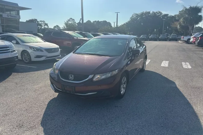 2013 Honda Civic LX photo 1