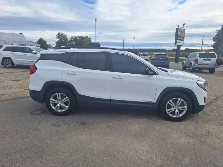 2020 Gmc Terrain SLE photo 1