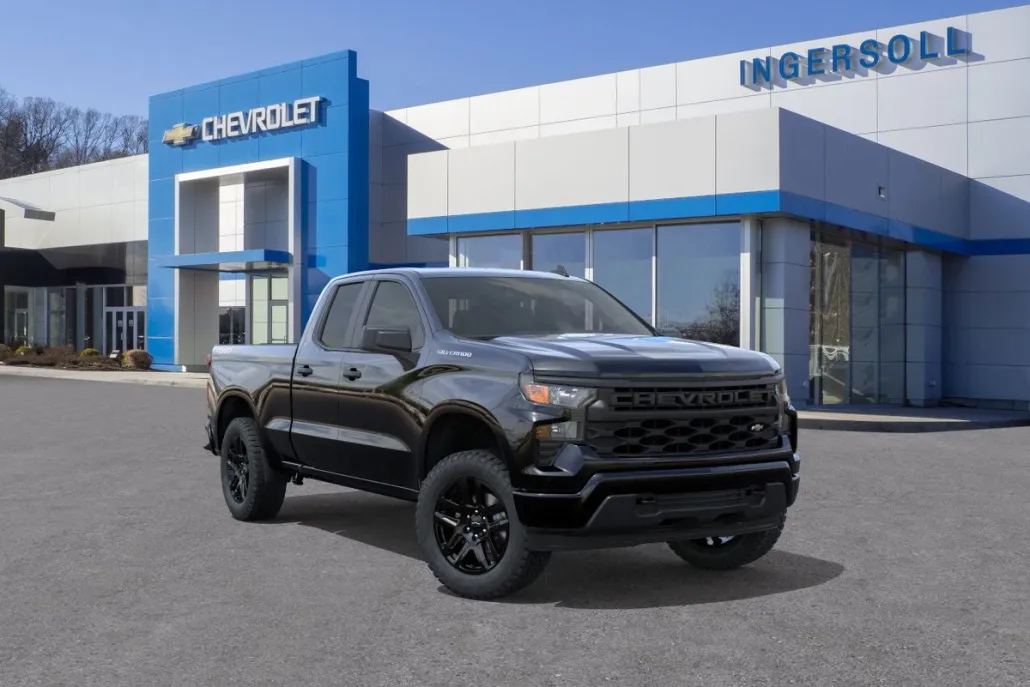 2026 Chevrolet Silverado 1500 Custom photo 1
