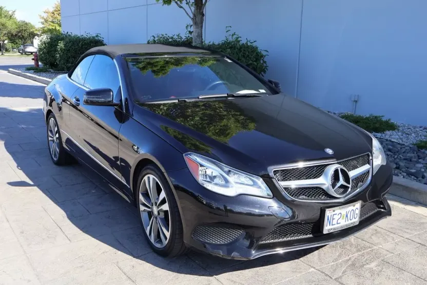 2016 Mercedes Benz E 400 photo 1