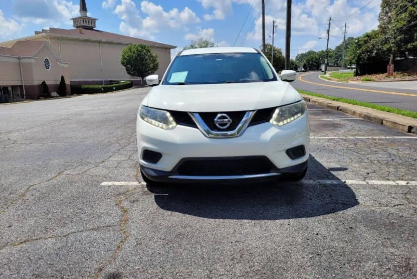 2015 Nissan Rogue S photo 1