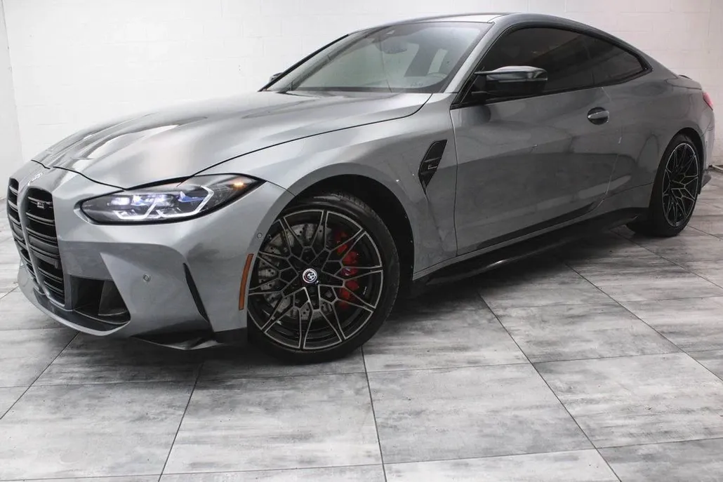 2022 Bmw M4 Coupe photo 1