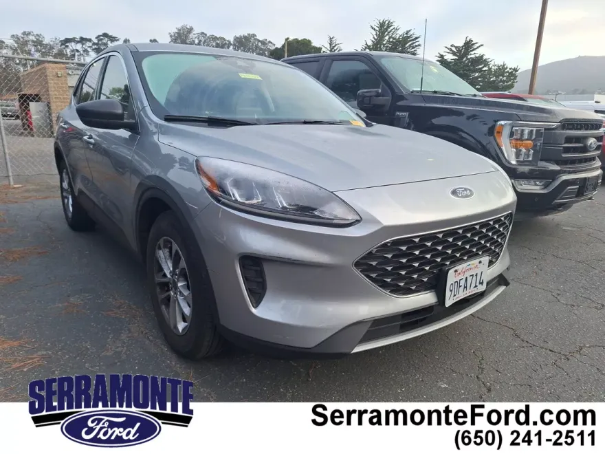 2022 Ford Escape SE photo 1