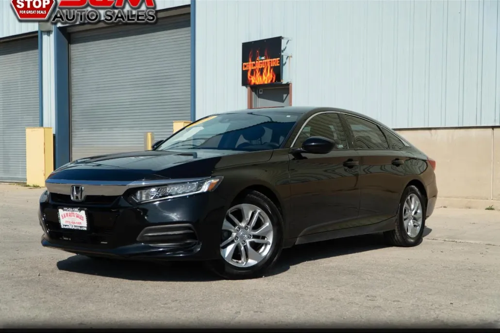 2019 Honda Accord LX 1.5T photo 1