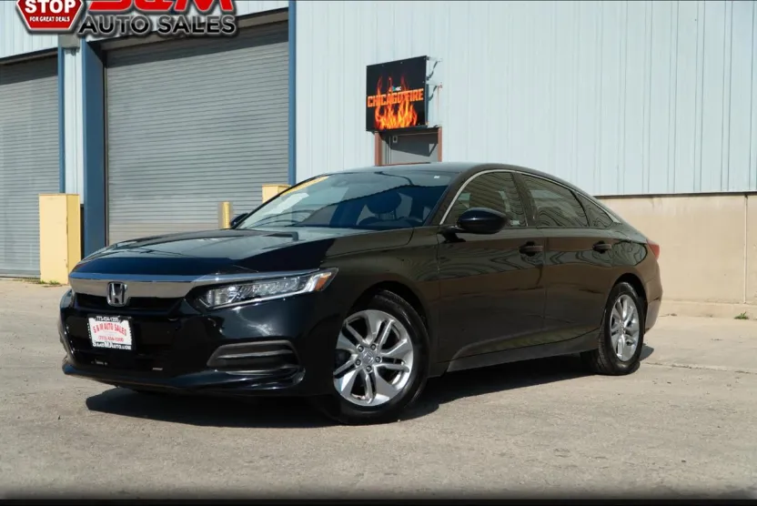 2019 Honda Accord LX 1.5T photo 1