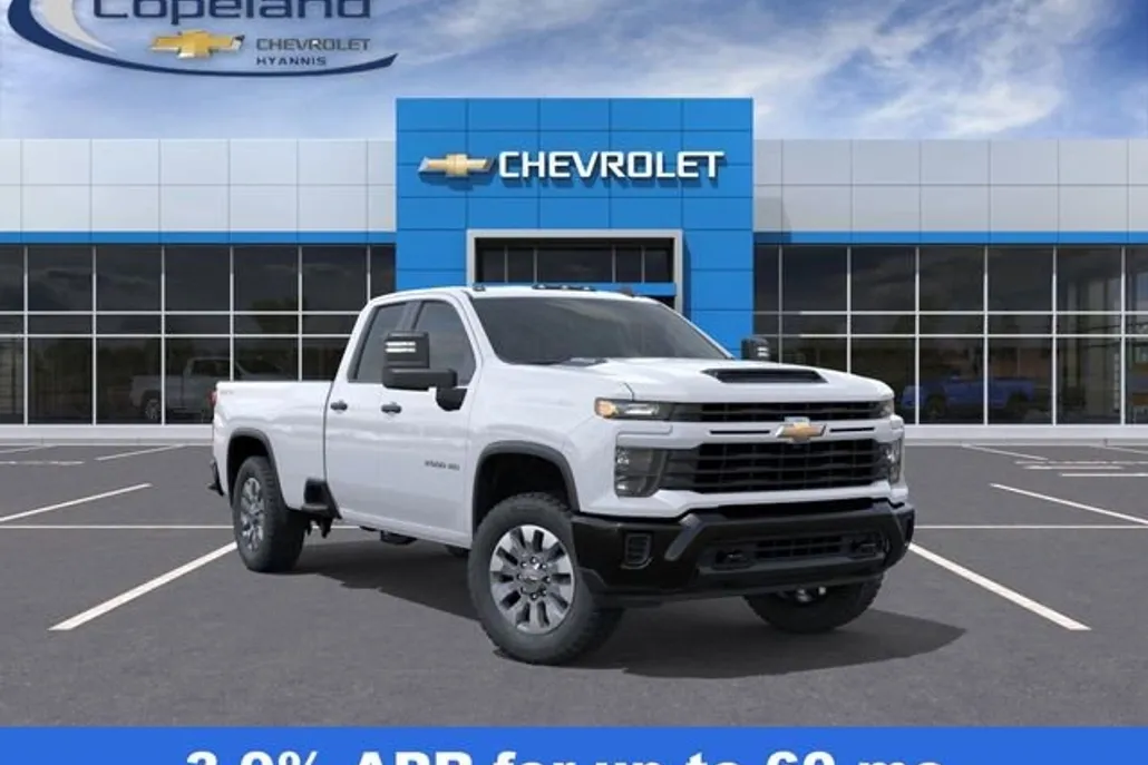 2026 Chevrolet Silverado 2500HD Custom photo 1