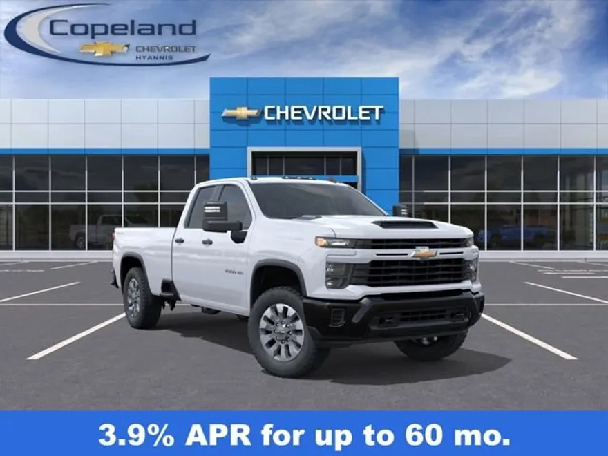 2026 Chevrolet Silverado 2500HD Custom photo 1