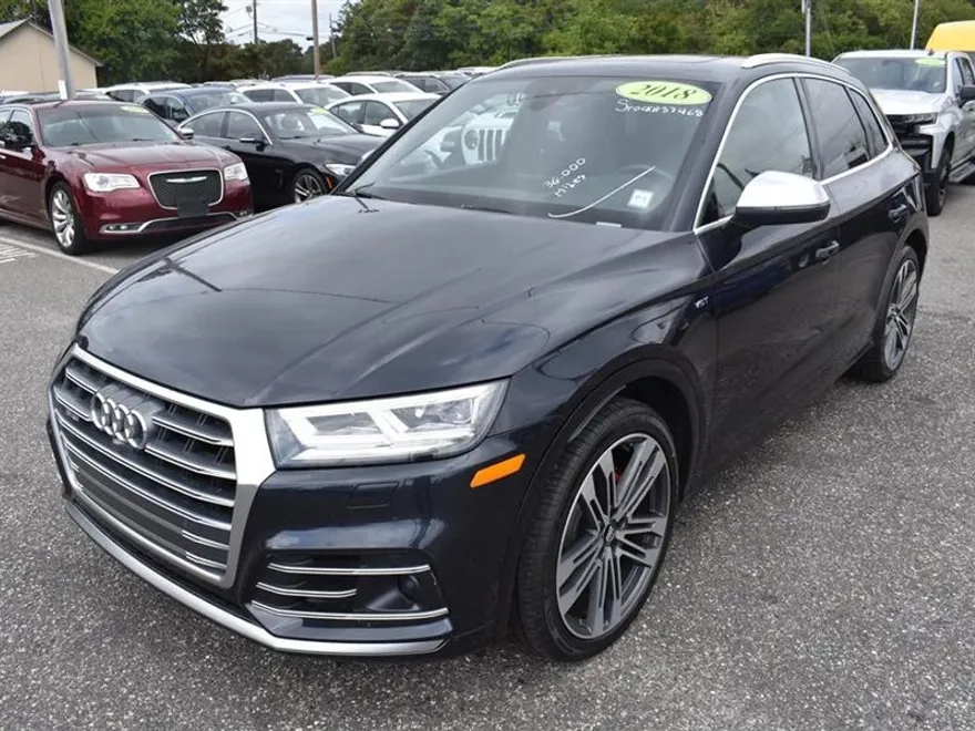 2018 Audi SQ5 Prestige photo 1