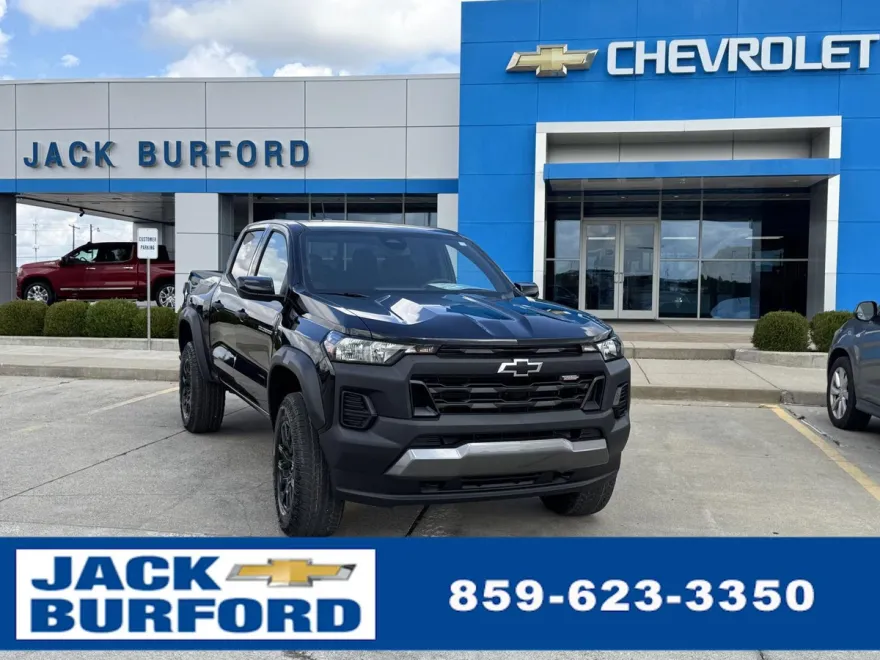 2026 Chevrolet Colorado Trail Boss photo 1