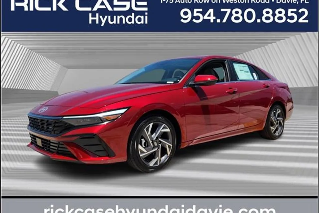 2025 Hyundai Elantra Limited photo 1