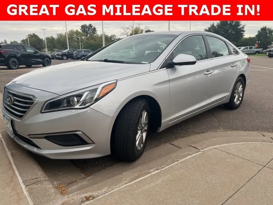 2017 Hyundai Sonata SE Eco photo 1