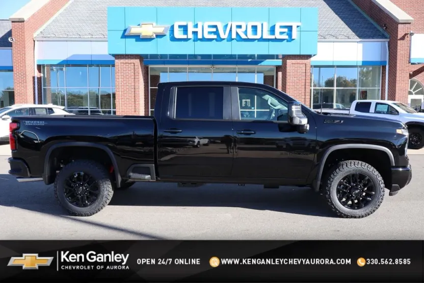 2026 Chevrolet Silverado LT photo 1