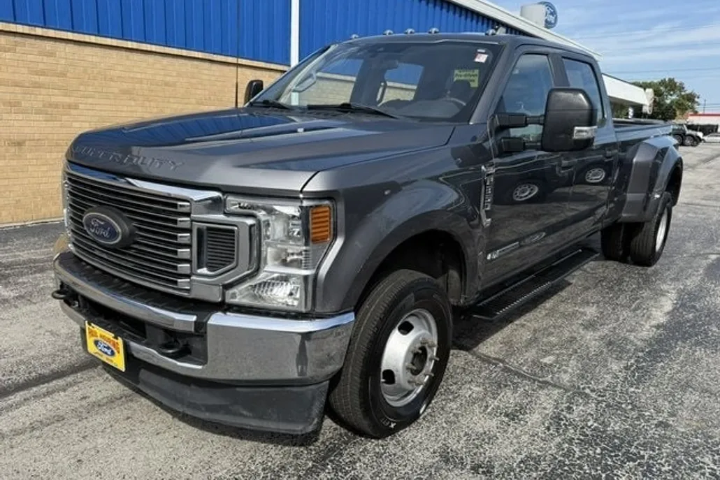 2022 Ford F-350 photo 1