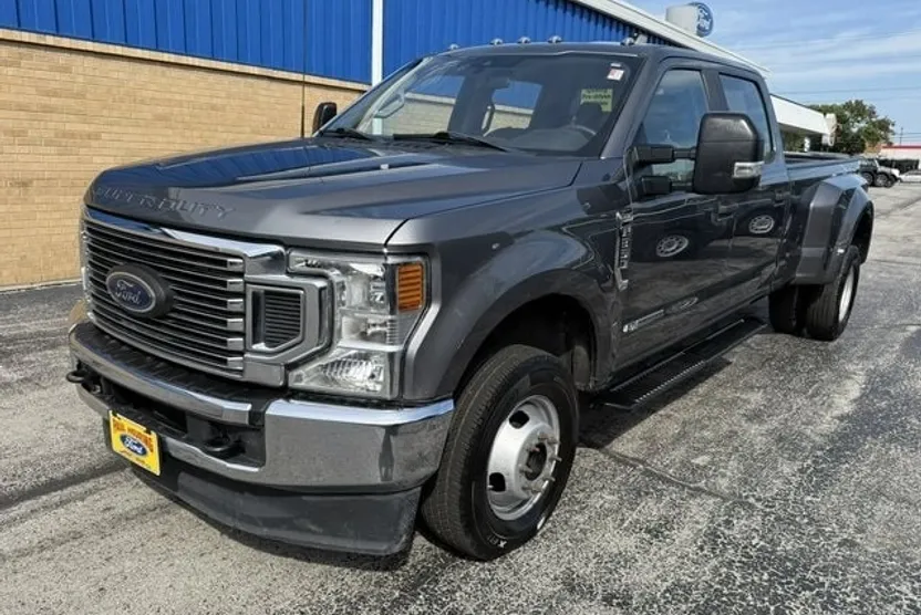 2022 Ford F-350 photo 1