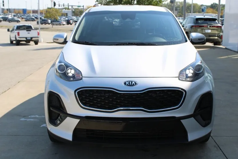 2020 Kia Sportage LX photo 1
