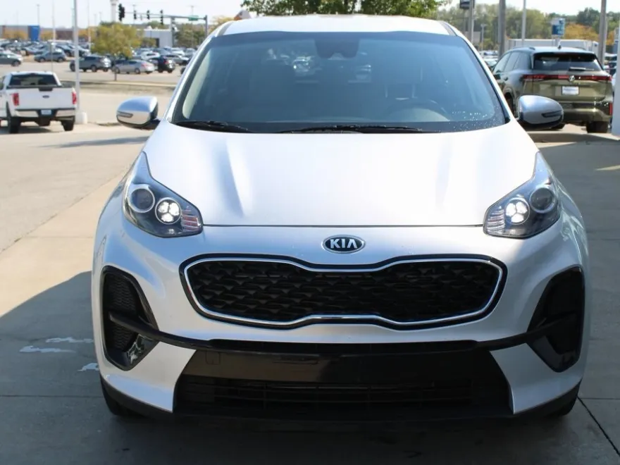 2020 Kia Sportage LX photo 1