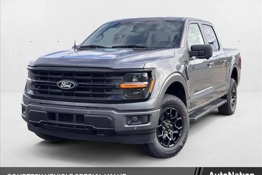 2025 Ford F-150 XLT photo 1