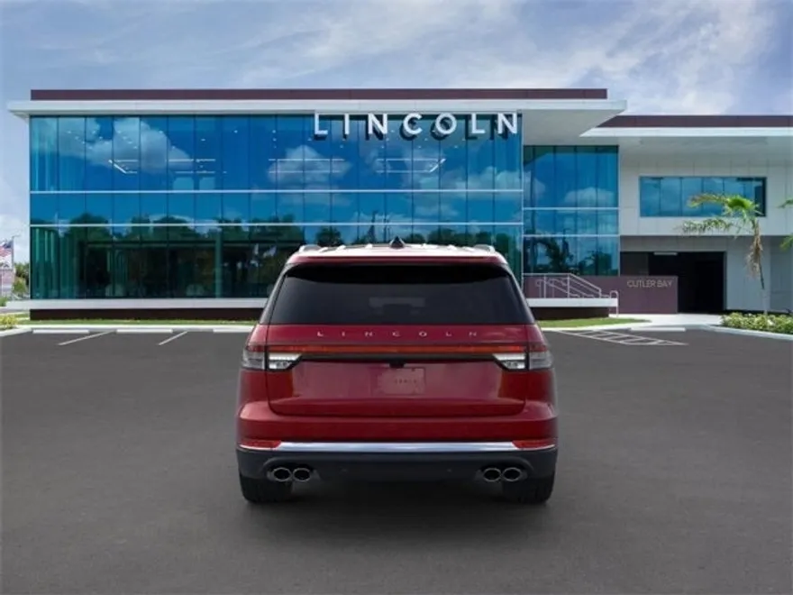 2025 Lincoln Aviator Reserve photo 5