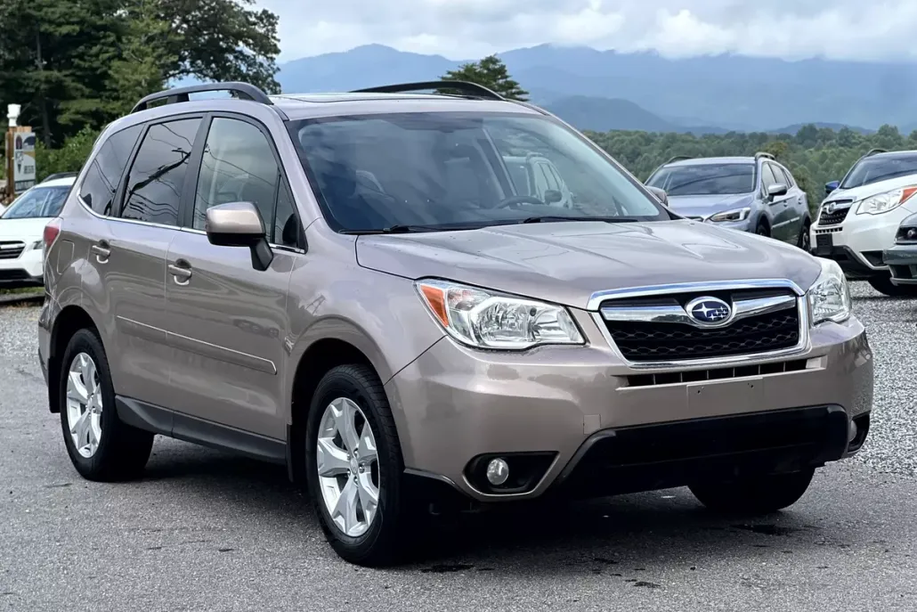 2014 Subaru Forester Limited photo 1