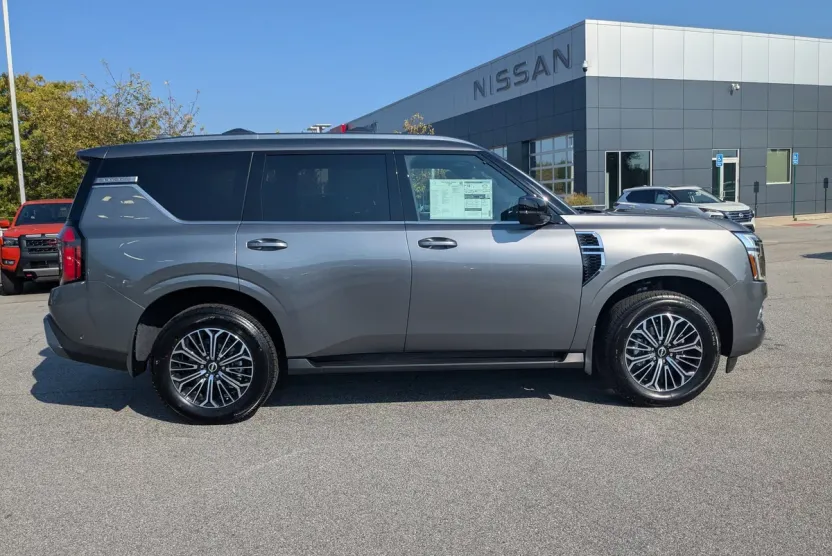 2026 Nissan Armada Platinum photo 1