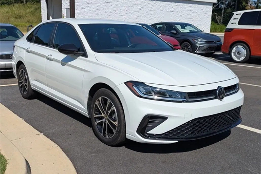 2025 Volkswagen Jetta 1.5T Sport photo 1
