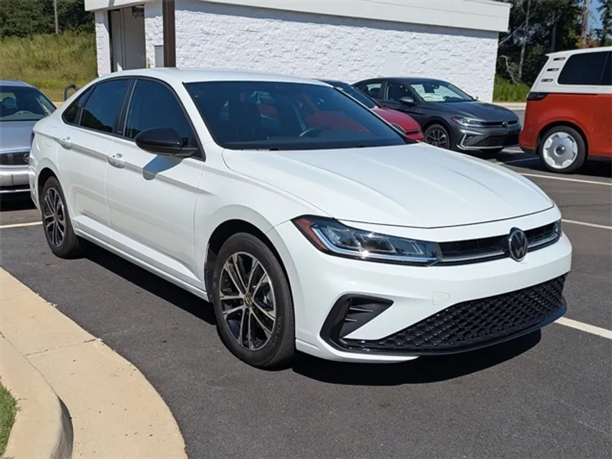 2025 Volkswagen Jetta 1.5T Sport photo 1