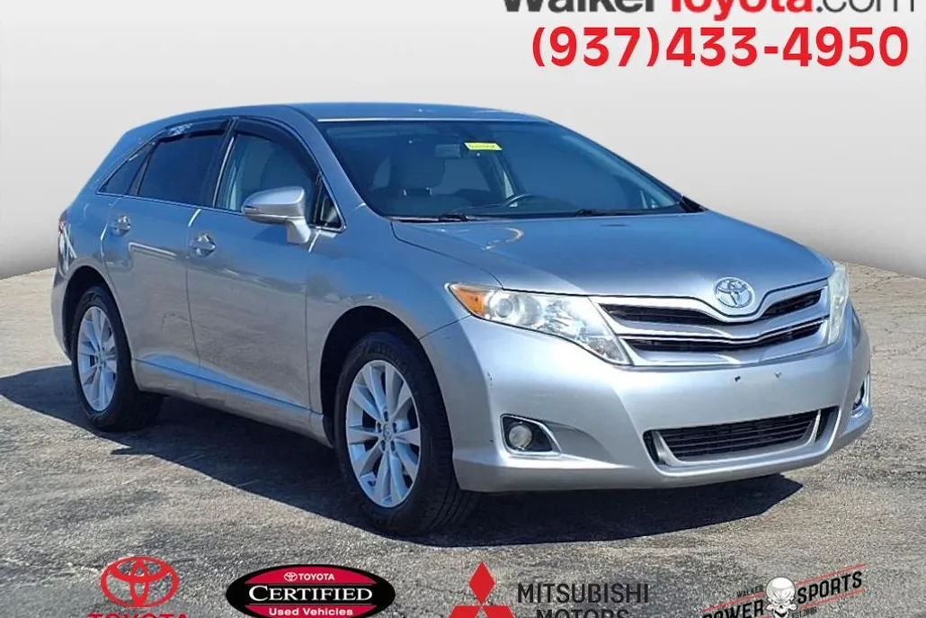 2015 Toyota Venza LE photo 1