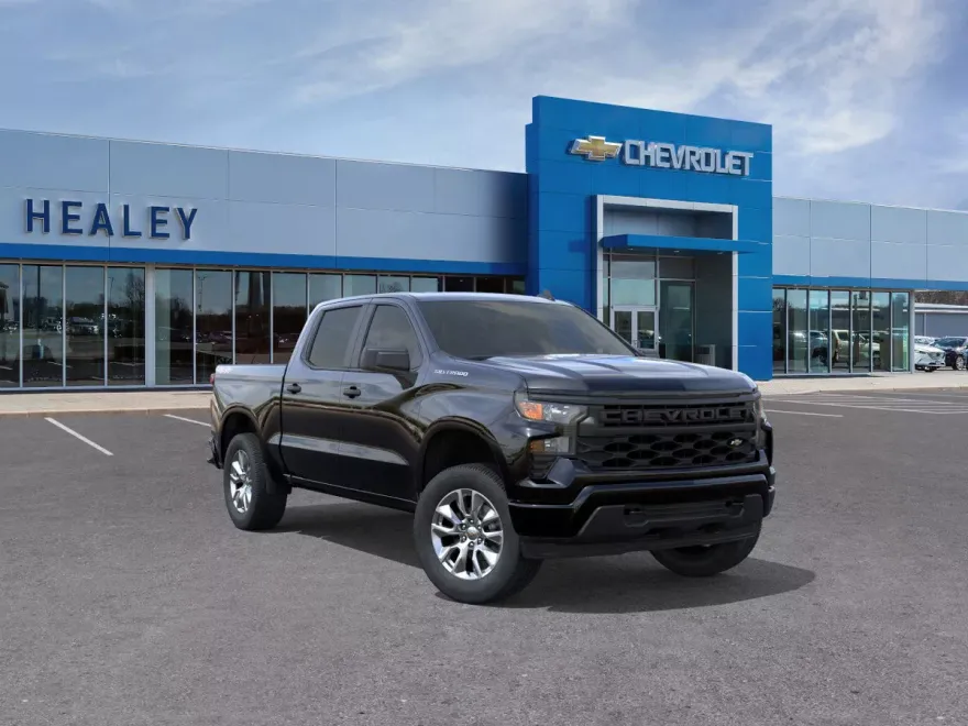 2026 Chevrolet Silverado 1500 Custom photo 1