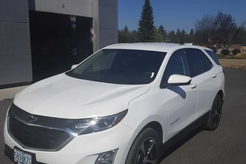2018 Chevrolet Equinox LT photo 1