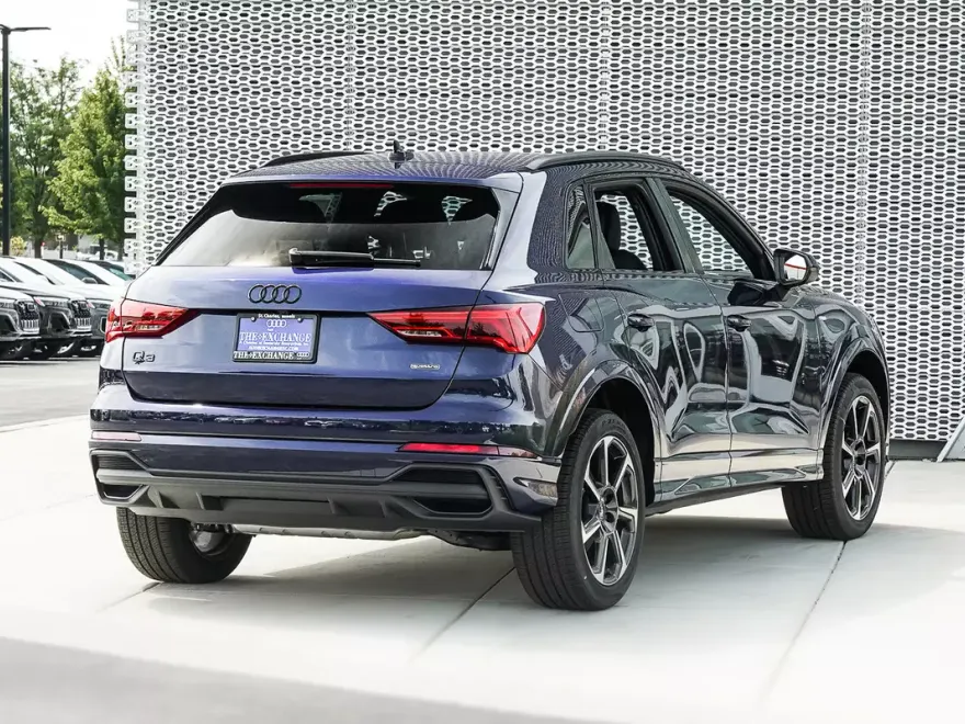 2025 Audi Q3 S line Premium Plus photo 1