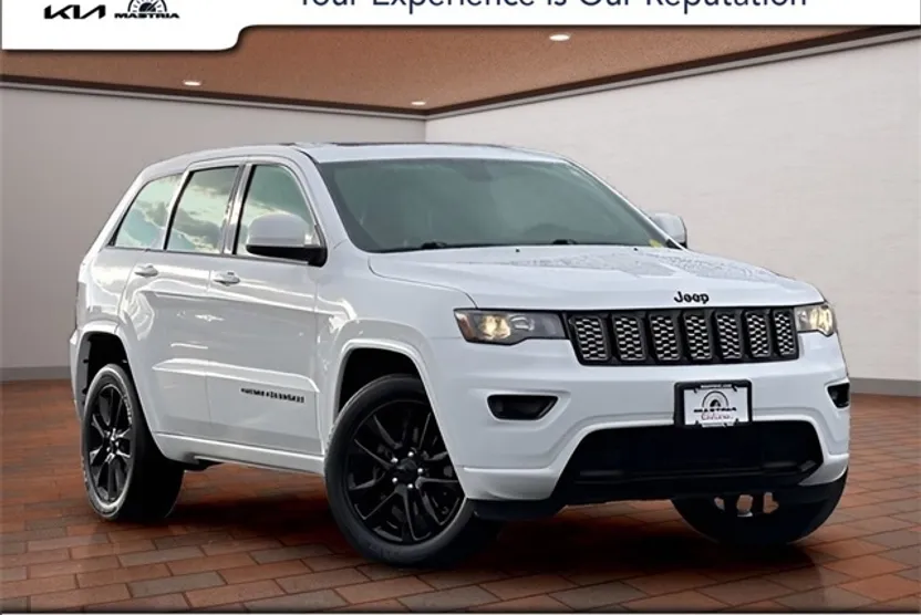 2020 Jeep Grand Cherokee Altitude photo 1