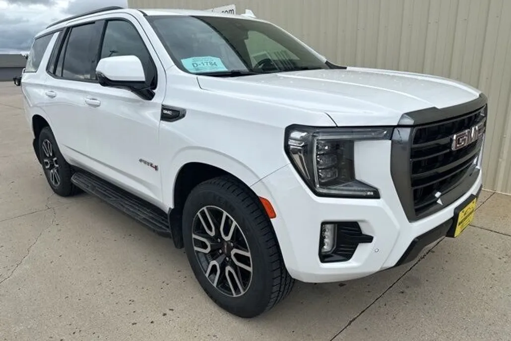 2021 Gmc Yukon AT4 photo 1