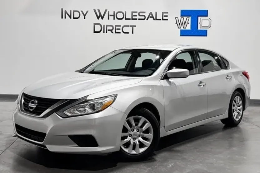 2016 Nissan Altima 2.5 S photo 1
