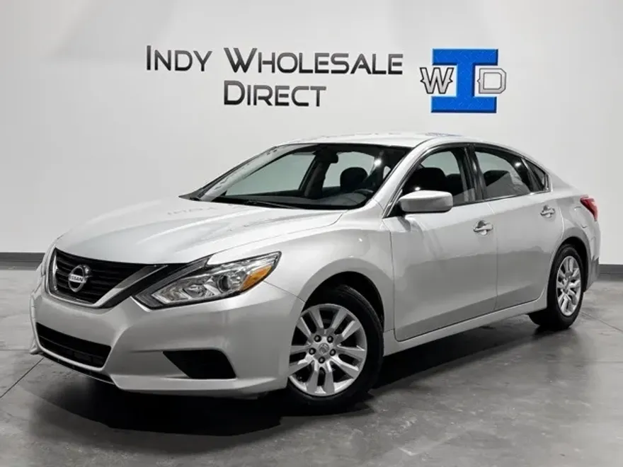 2016 Nissan Altima 2.5 S photo 1
