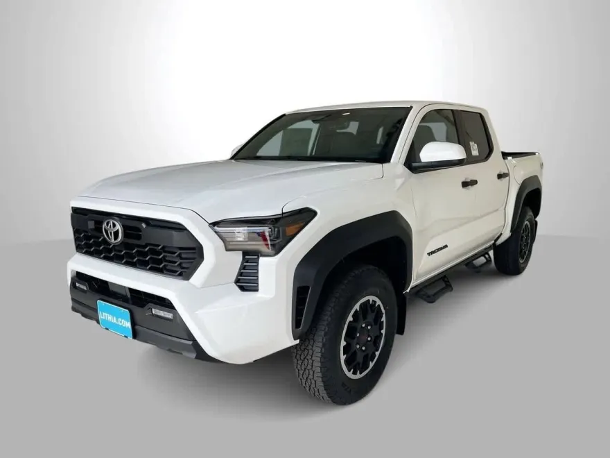 2025 Toyota Tacoma TRD Off-Road 4x4 Double Cab photo 1