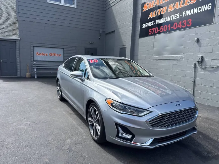 2020 Ford Fusion Titanium photo 1