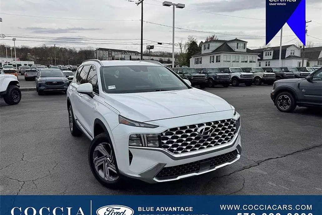 2022 Hyundai Santa Fe SEL photo 1
