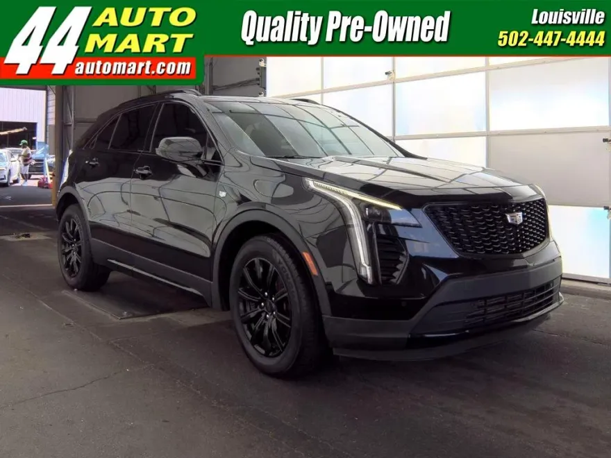 2020 Cadillac XT4 Sport photo 1