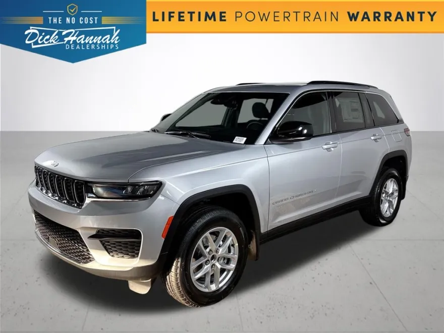 2025 Jeep Grand Cherokee Laredo X photo 1