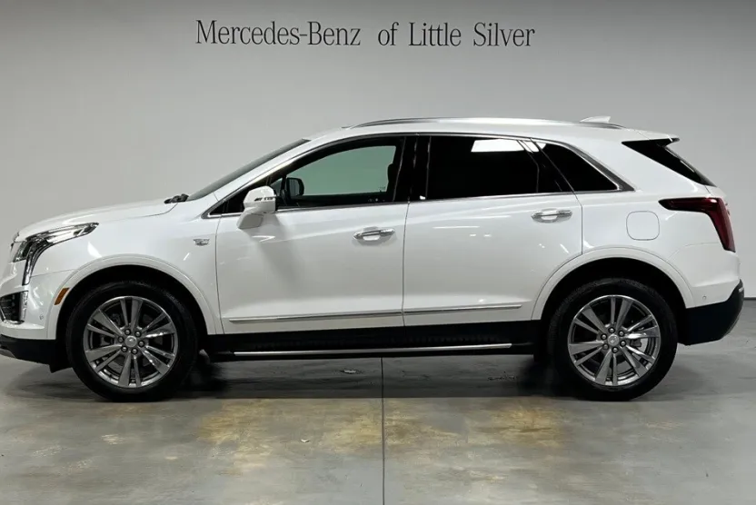 2025 Cadillac XT5 Premium Luxury photo 1