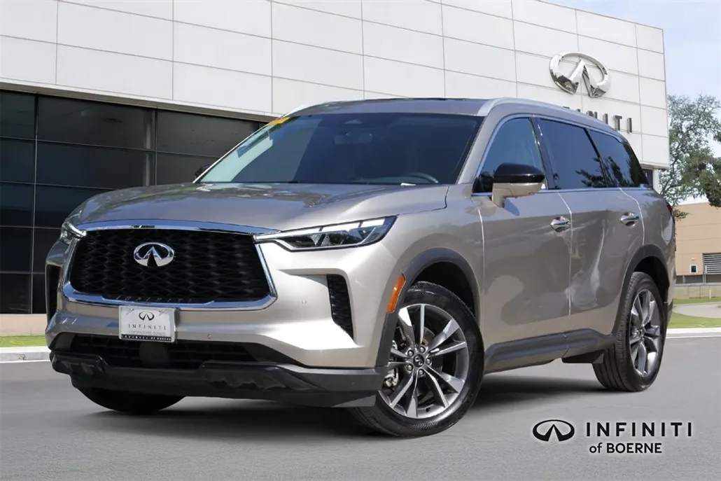 2023 Infiniti QX60 Luxe photo 1