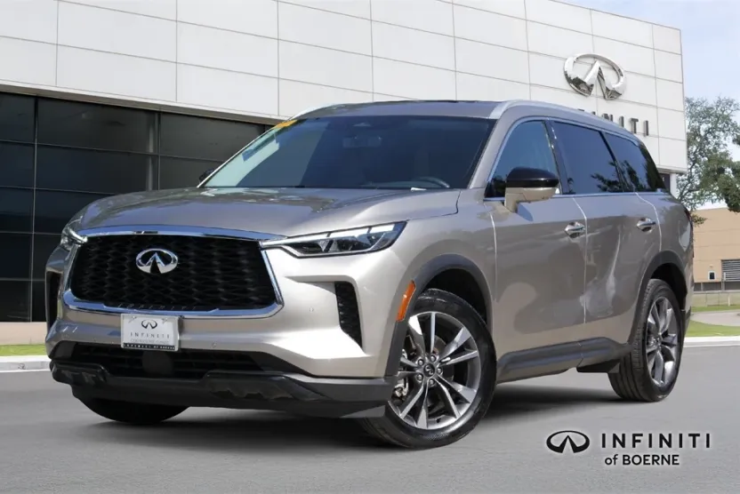 2023 Infiniti QX60 Luxe photo 1