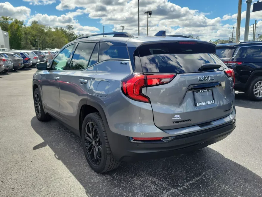2021 Gmc Terrain SLE photo 1