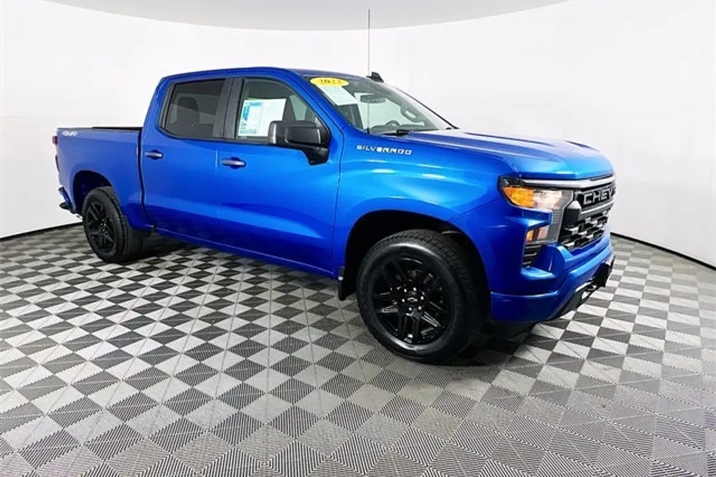 2022 Chevrolet Silverado 1500 Custom photo 1