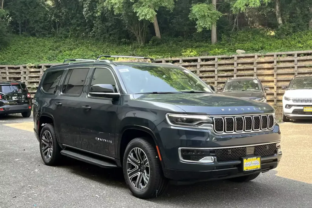2025 Jeep Wagoneer Base photo 1