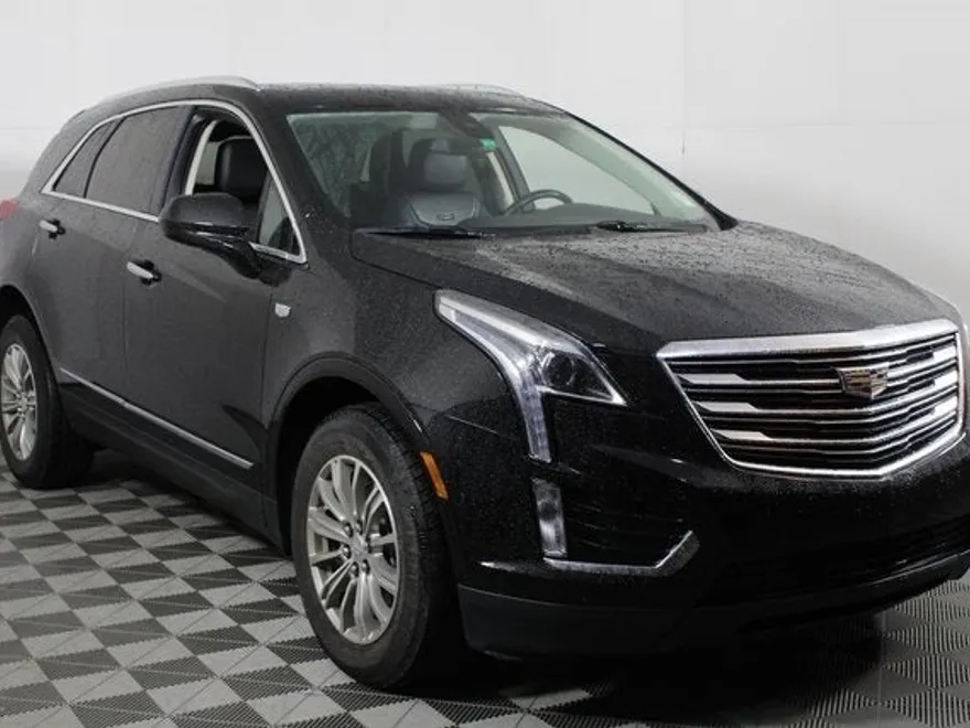 2018 Cadillac XT5 Luxury photo 1