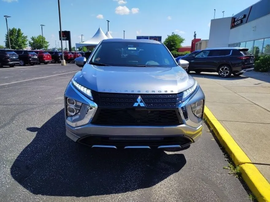 2025 Mitsubishi Eclipse Cross SEL photo 1