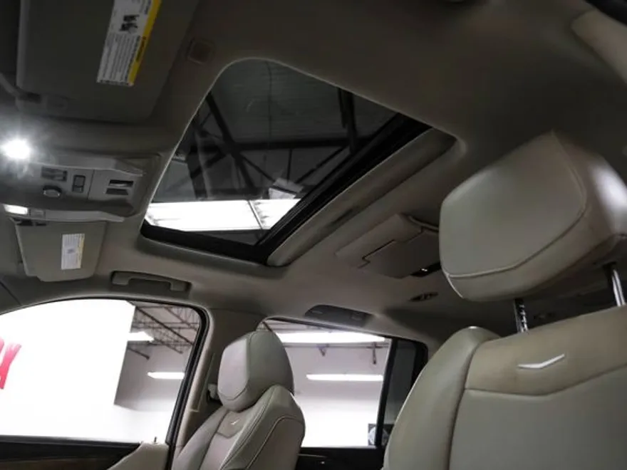 2019 Cadillac Escalade ESV Luxury photo 31