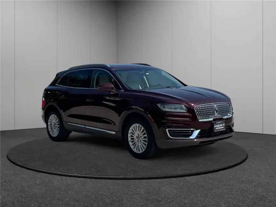 2019 Lincoln Nautilus Premiere photo 1