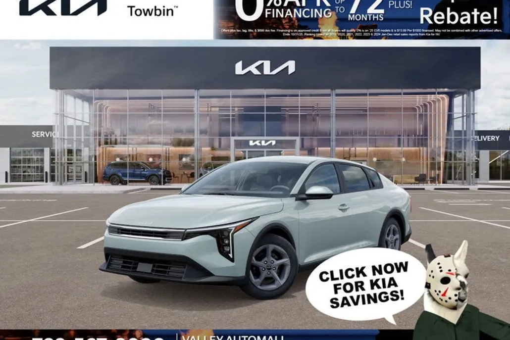2025 Kia K4 LXS photo 1